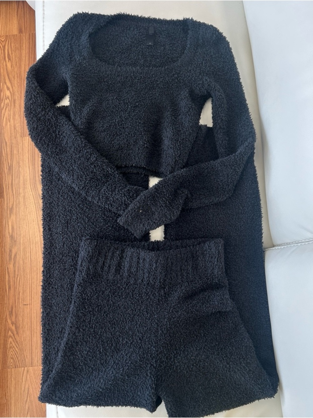 SKIMS Cozy Knit Fuzzy Teddy Sherpa Black Long Sleeve Top & Pants Set Size S/M